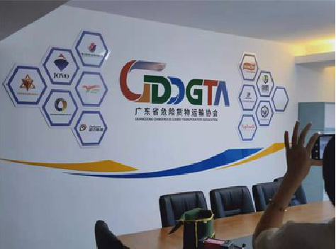 玉屏公司走廊文化墙如何设计布置？